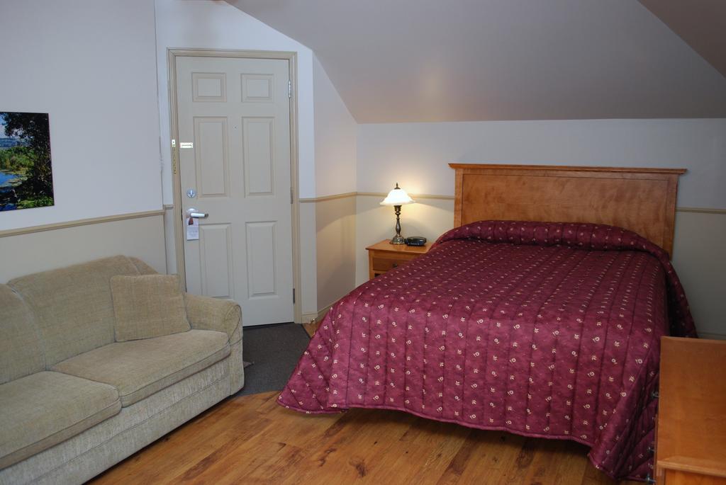 Inn De L'eveche Rimouski